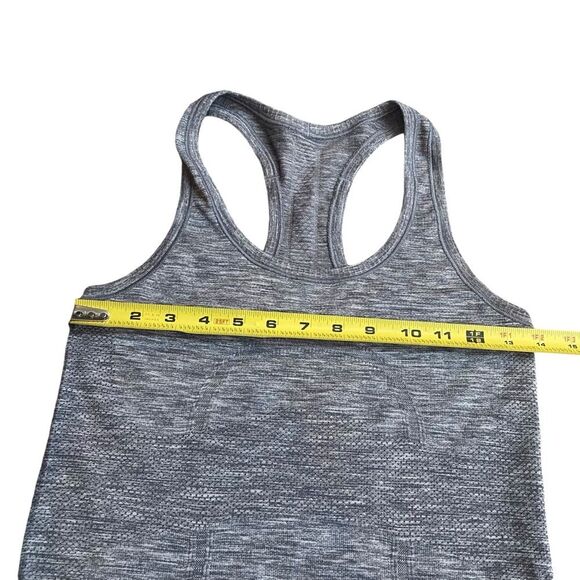 Lululemon Swiftly Tech Racerback Tank Size 4 Light Gray Marl Fitted Sporty Gym - Picture 8 of 9